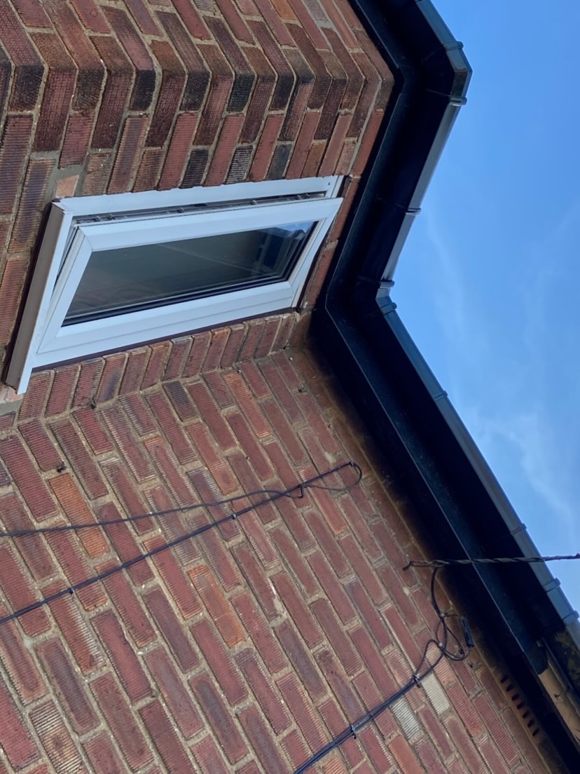 Roofline repairs and leak fixes